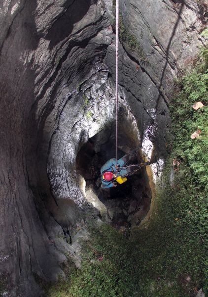 Spéléologie à Saint-Maurice (Jura) - CDS 39